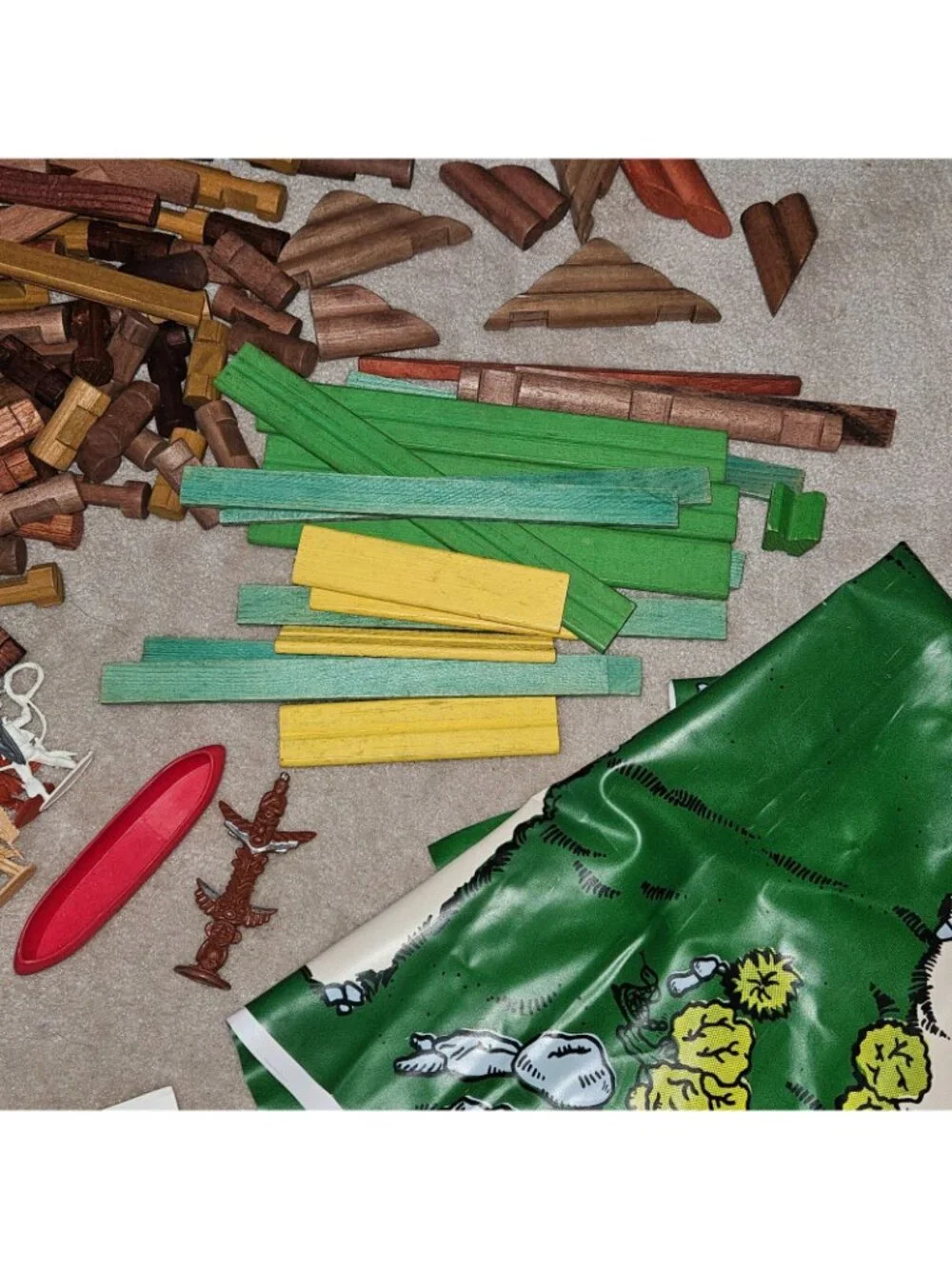 VTG 350+ pc Fort Apache Frontier Play Set Wood Build Cowboy Indian Play Mat READ